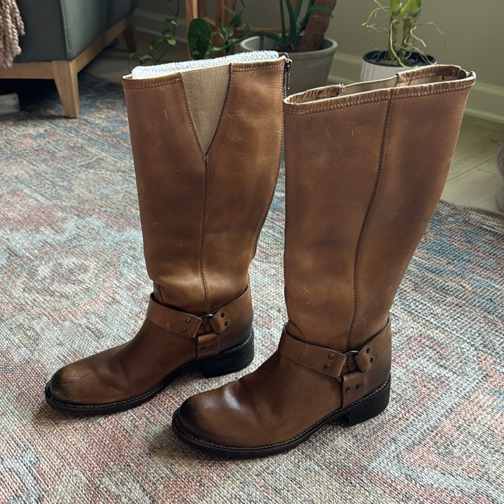 L.L.Bean Deerfield Rustic Harness Boots - Picture 8 of 12